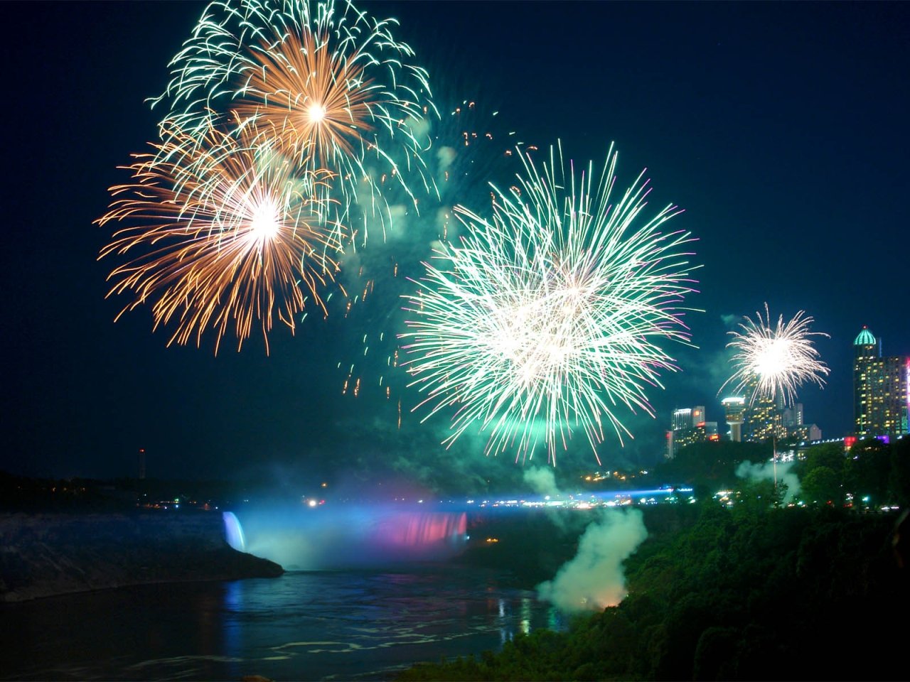 Cataratas Navidad y Año Nuevo